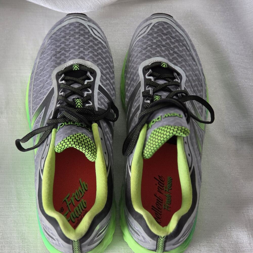 New Balance Men’s Fresh Foam 980 Running Shoes Size 13 D Gray Neon Yellow Green - Picture 5 of 9
